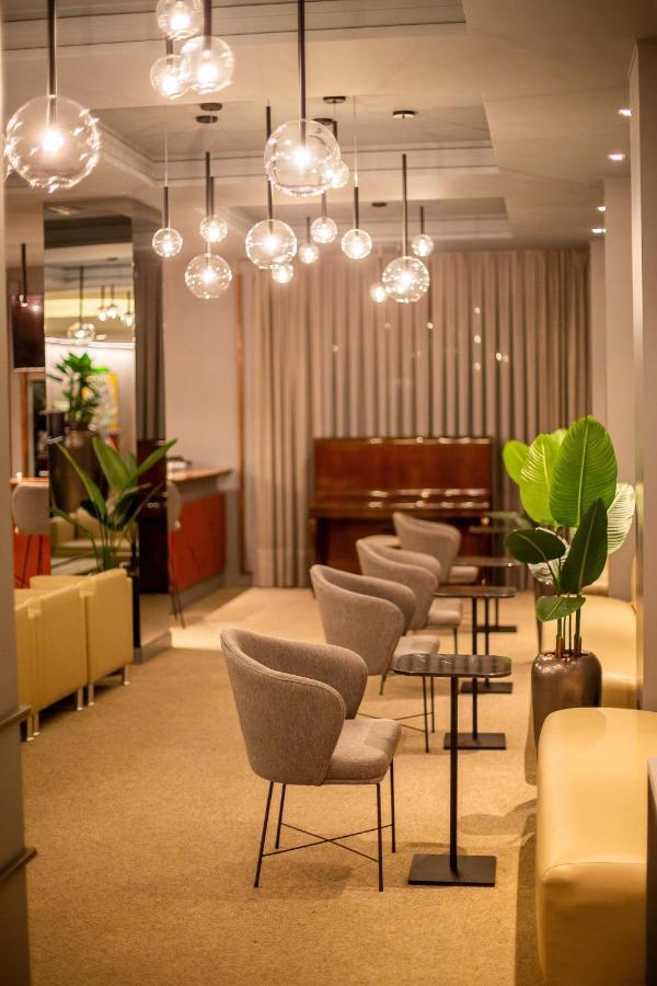 酒店 Metropole 4*