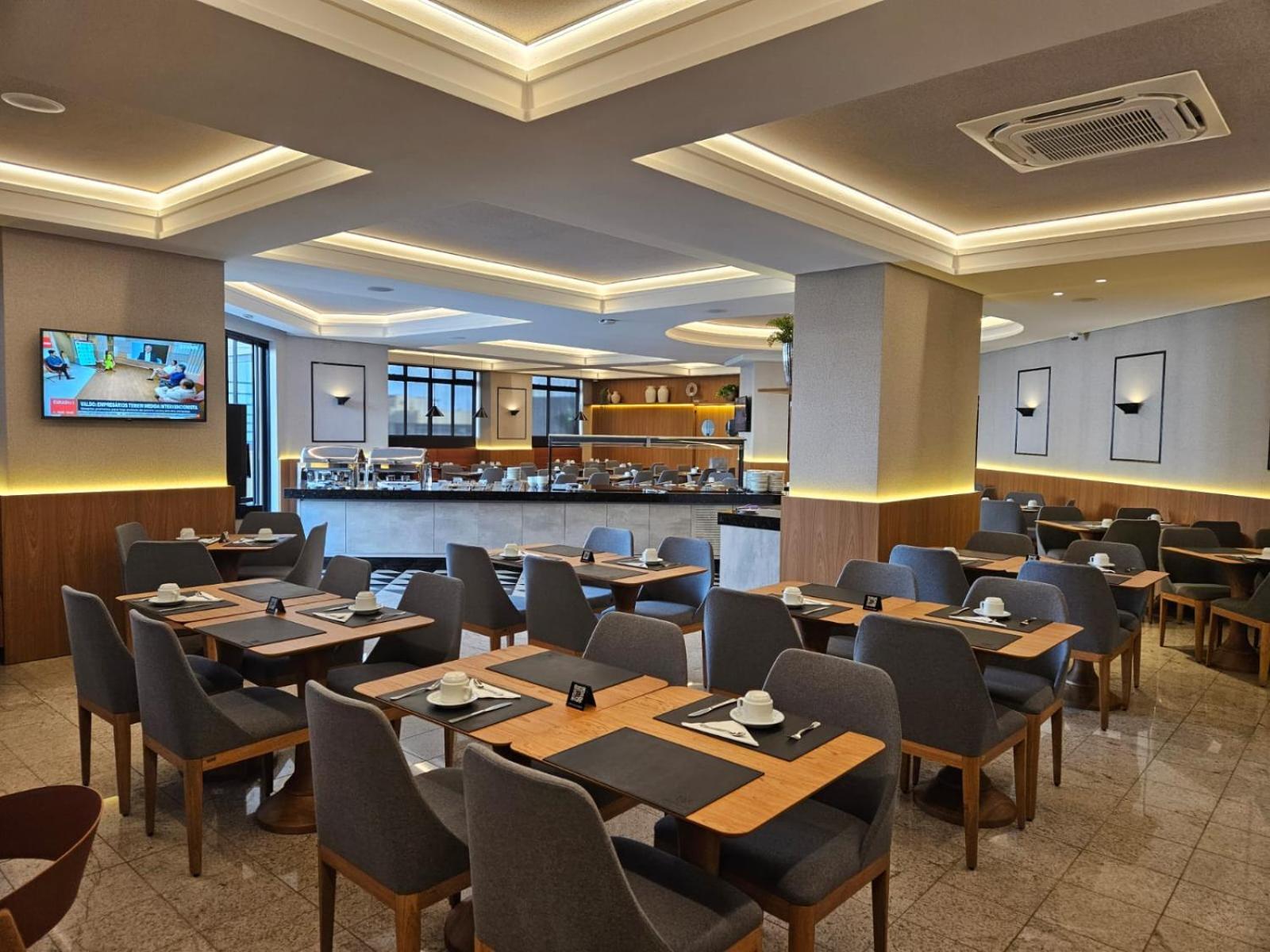 Metropole 4*