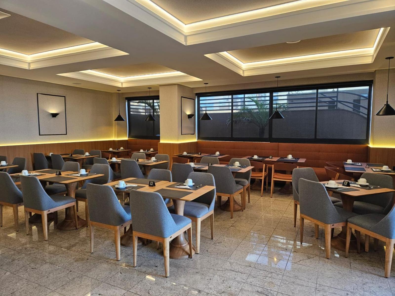 Metropole 4* Maringá