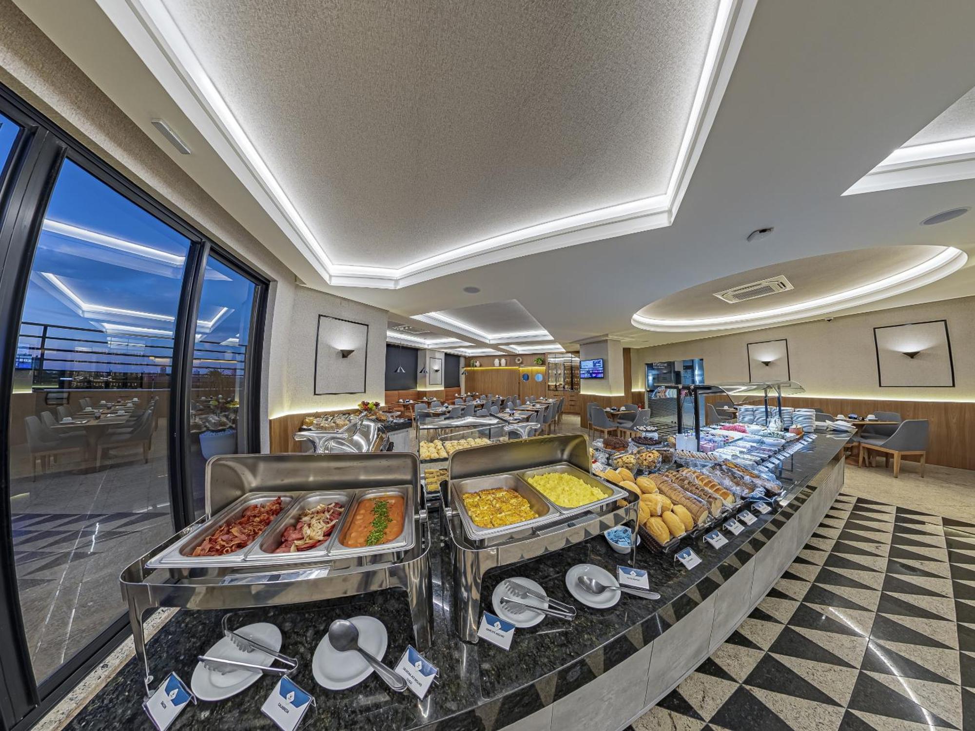 Metropole 4*
